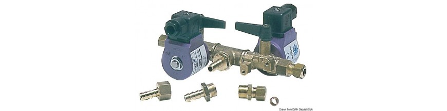 Elettrorubinetto doppio con comando a distanza piu comando manuale sui rubinetti per collegare due serbatoi ad un motore